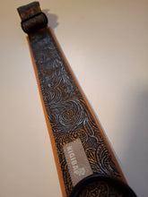 Lade das Bild in den Galerie-Viewer, Oriental